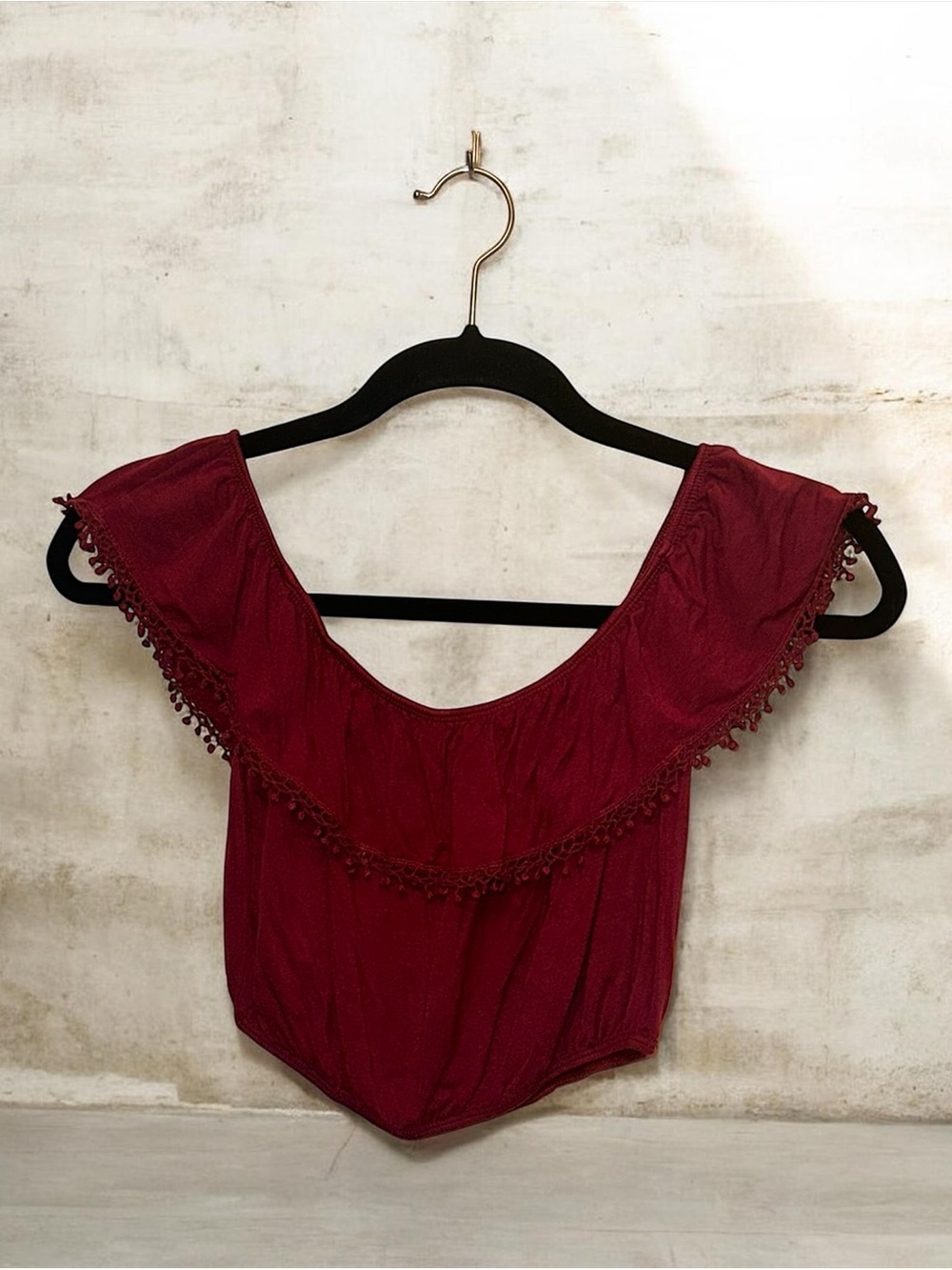 Gorgeous Off The Shoulder Burgundy Crop Top Size S
